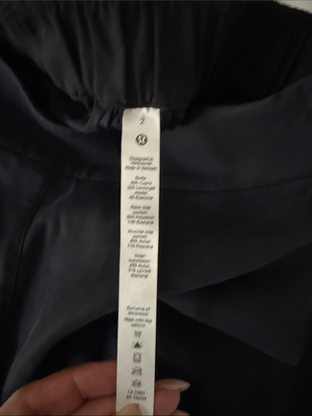 57. Lululemon metropolis maven high rise crop $118 retail - Picture 5 of 5